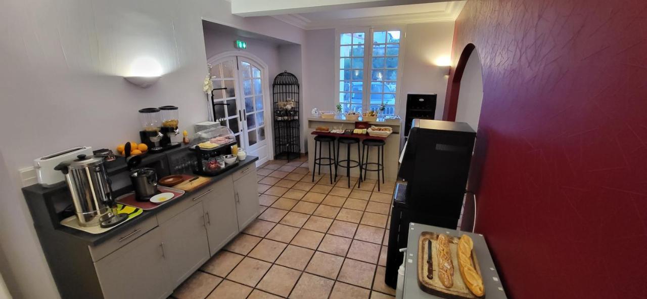 Logis Hotel L'Arche De Noe Luaran gambar